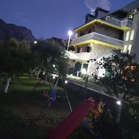 Apartment Ksenija Котор Экстерьер фото